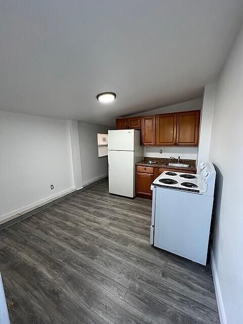 1st image of 920 N Haverhill Rd #1B
