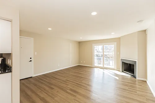 111 N Wisconsin Ave #2 Photo 1