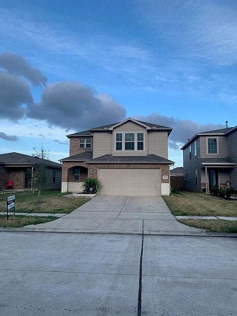 1st image of 10010 Dawson Hill Ln