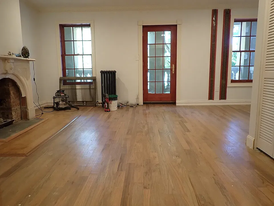 89 Clermont Ave #2