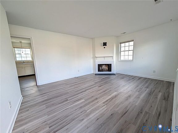 4th image of 514 German School Rd