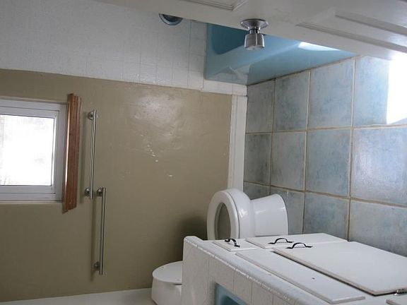 4th image of 23187 Brookside Rd