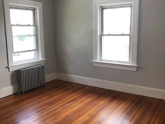 5th image of 200 Warren Ave #2A