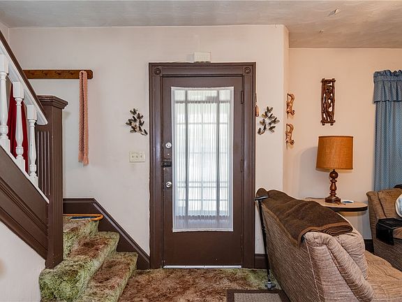 4th image of 28 Marie Ave