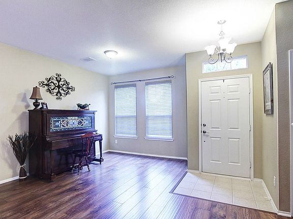 2nd image of 2708 Cypress Point Dr