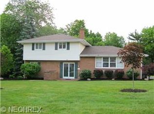 8447 Sleepy Holw, Warren, OH