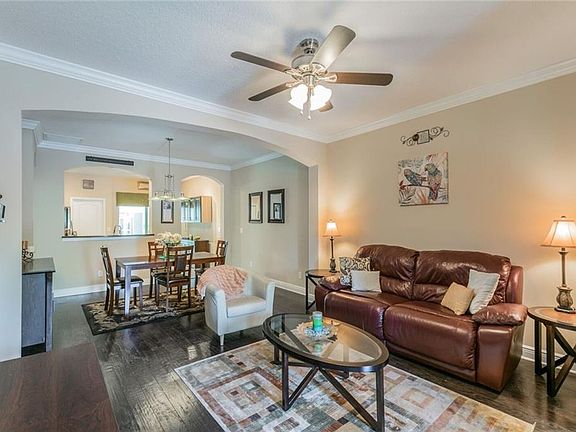3rd image of 6932 Duffy Ln