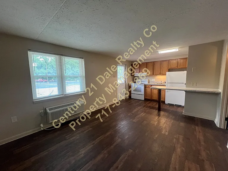 3522 E Market St #1 — Photo 3