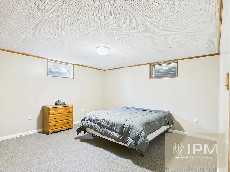 307 N Fayette St — Photo 5