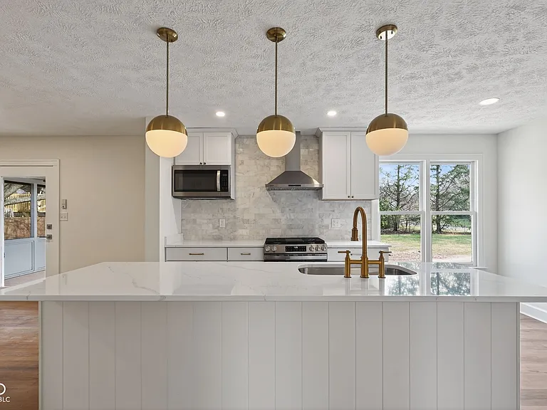 3302 Terra Vista Ln — Photo 11