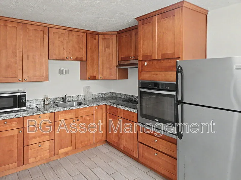 2 bed, 1.0 bath, 850 sqft, $2,150 — Photo 1