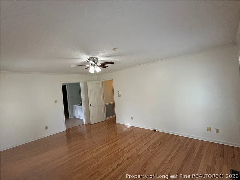 1987 Penrose Dr — Photo 17