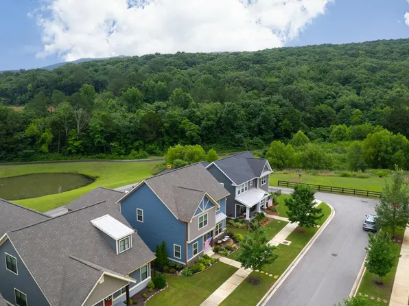 1502 Trek St, Huntsville, AL 35811