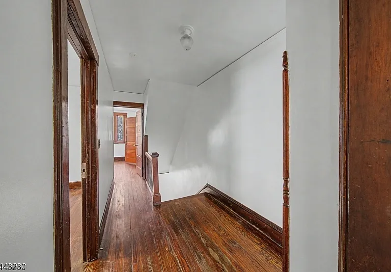 420 Hill St — Photo 12