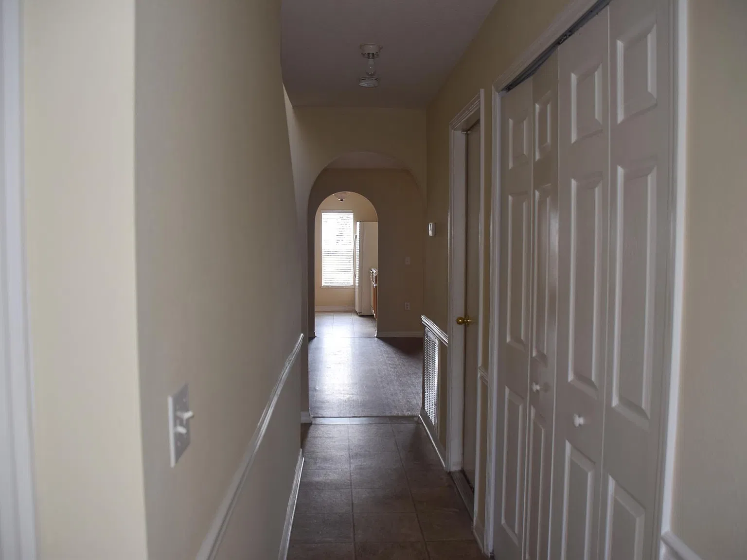 3 bed, 2.5 bath, 1764 sqft, $2,200 — Photo 4