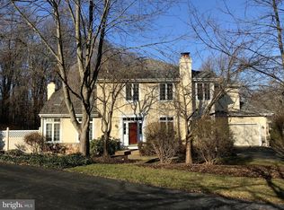 125 Piqua Cir, Berwyn, PA 19312