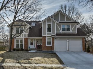 11211 W 114th St, Overland Park, KS 66210