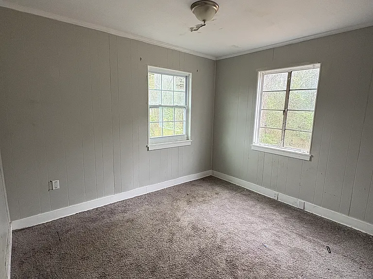 3963 S Court St — Photo 8