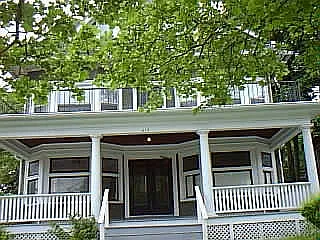 614 E Buffalo St #2