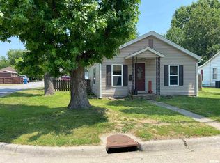 701 S Russell St, Marion, IL 62959