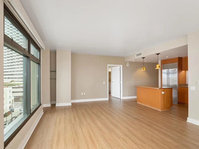 645 Front St #712 — Photo 14