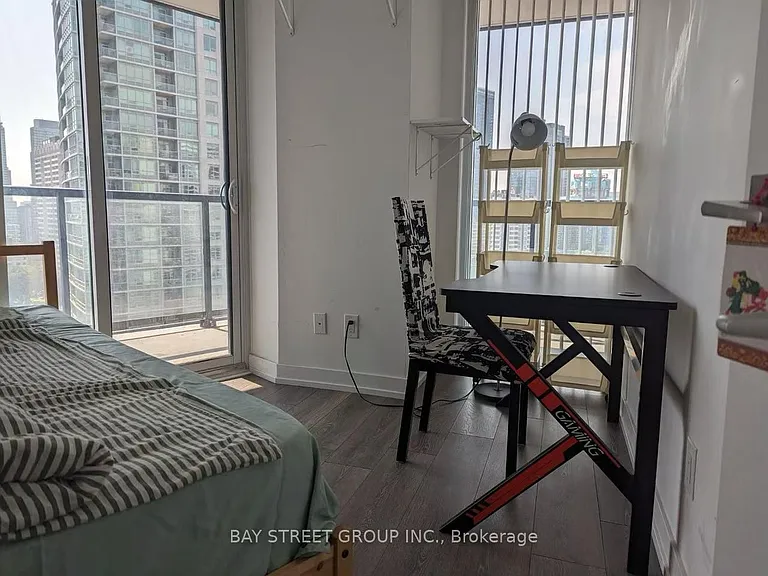 159 Wellesley St E #1309 — Photo 12