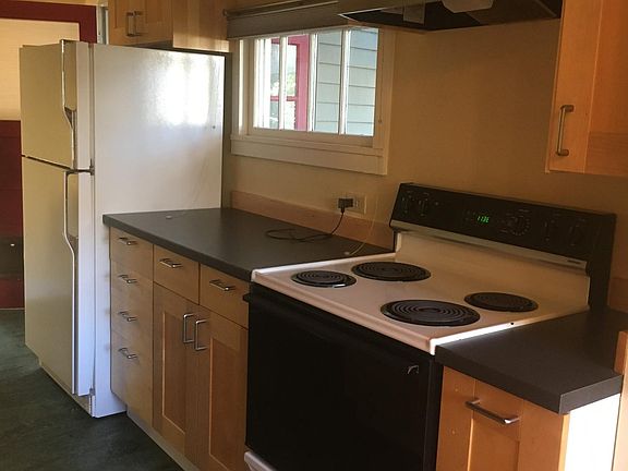 4th image of 344 NW 48th St #2062000808