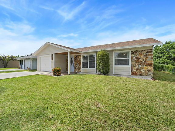 2nd image of 3017 SE Orchid Street