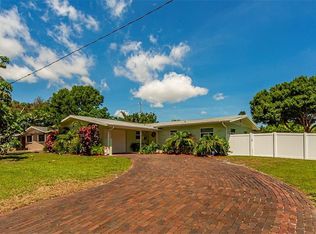 3901 Porpoise Dr SE, Saint Petersburg, FL 33705