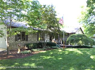 13352 Blackwood Dr, Dewitt, MI 48820