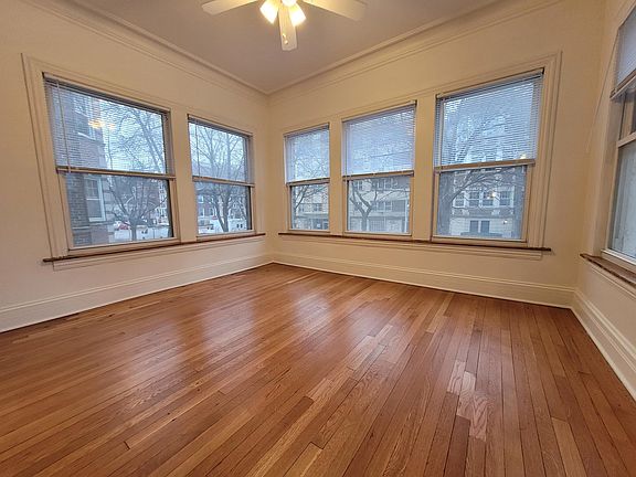 5th image of 447 W Oakdale Ave