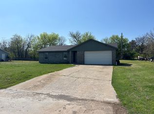 6028 S 40th Ave W, Tulsa, OK 74107