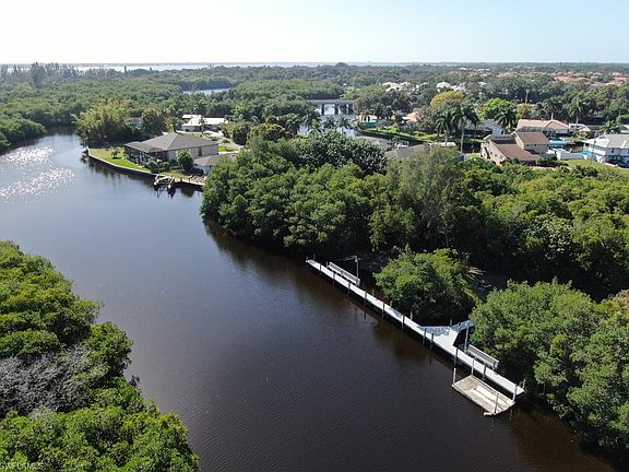 4th image of 8420 Aqua Cove Ln