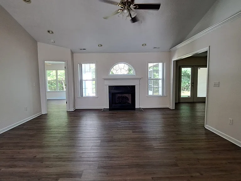 112 Tiger Woods Pl — Photo 4