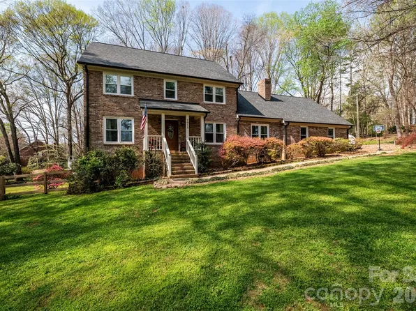 1015 Quail Cir, Salisbury, NC 28147