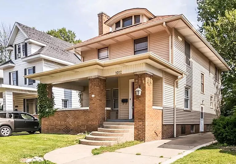 1012 N Glenwood Ave — Photo 2