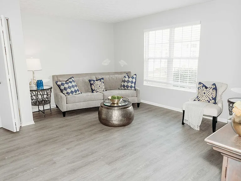 Enclave at Albany Park - 07c