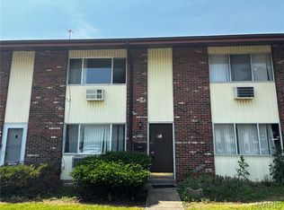 7214 Hazelcrest Dr, Hazelwood, MO 63042