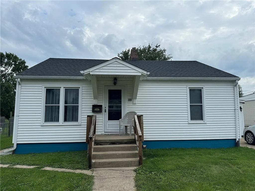 208 Stone St photo 1