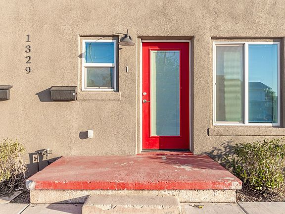 3rd image of 1329 E Polk St APT 1