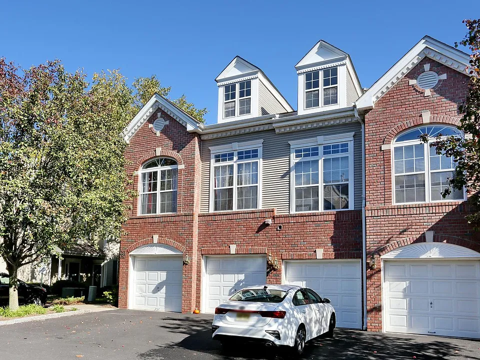 261 Riverwalk Way
