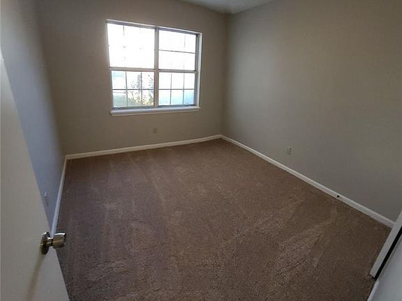 5th image of 4336 Edith Ln APT A