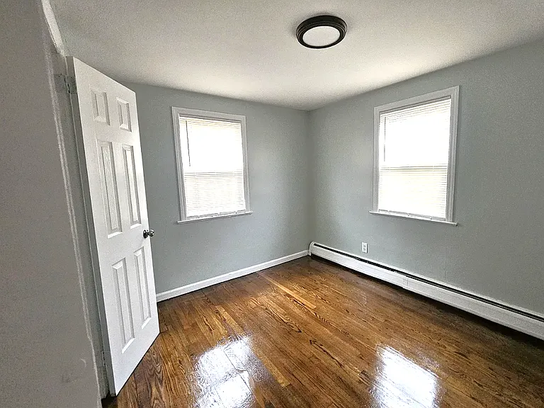 297 N Center St #21B — Photo 5