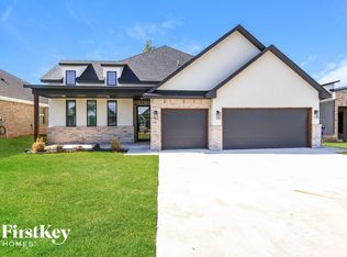 824 Barajas Ter, Mustang, OK 73064