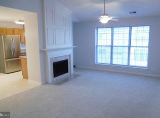 1123 Huntmaster Ter NE UNIT 301, Leesburg, VA 20176