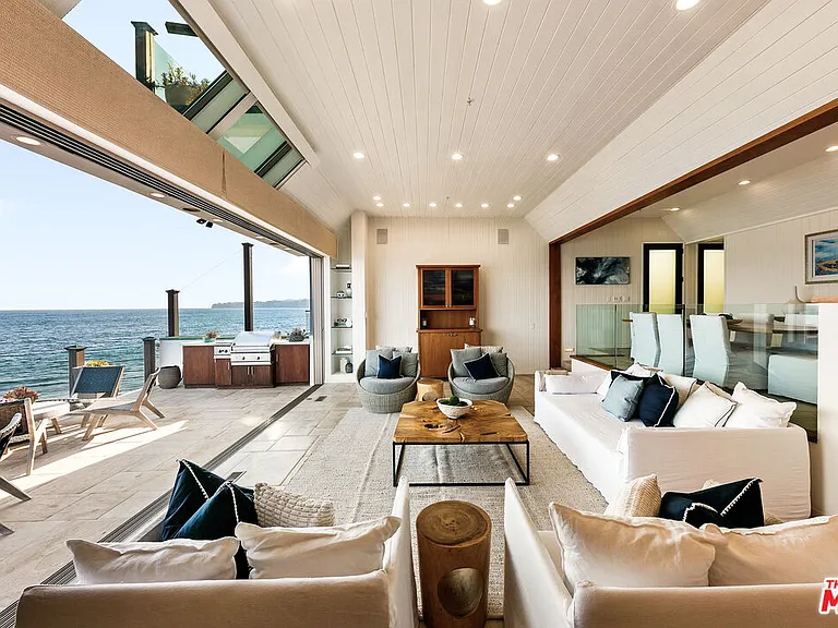 27352 Pacific Coast Hwy — Photo 9