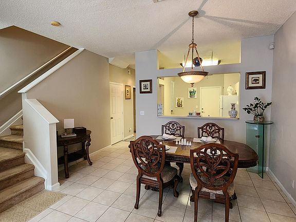3rd image of 226 Foxtail Drive #D