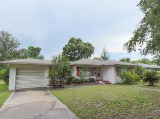 2160 Westland Rd, Mount Dora, FL 32757
