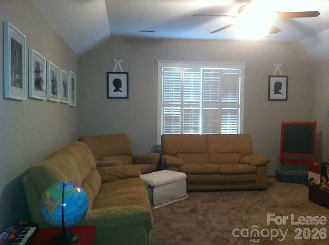 14 Dianthus Dr — Photo 19