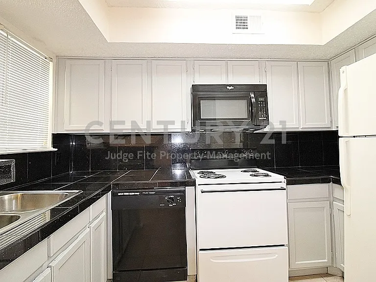 2301 Basil Dr #F203 — Photo 7